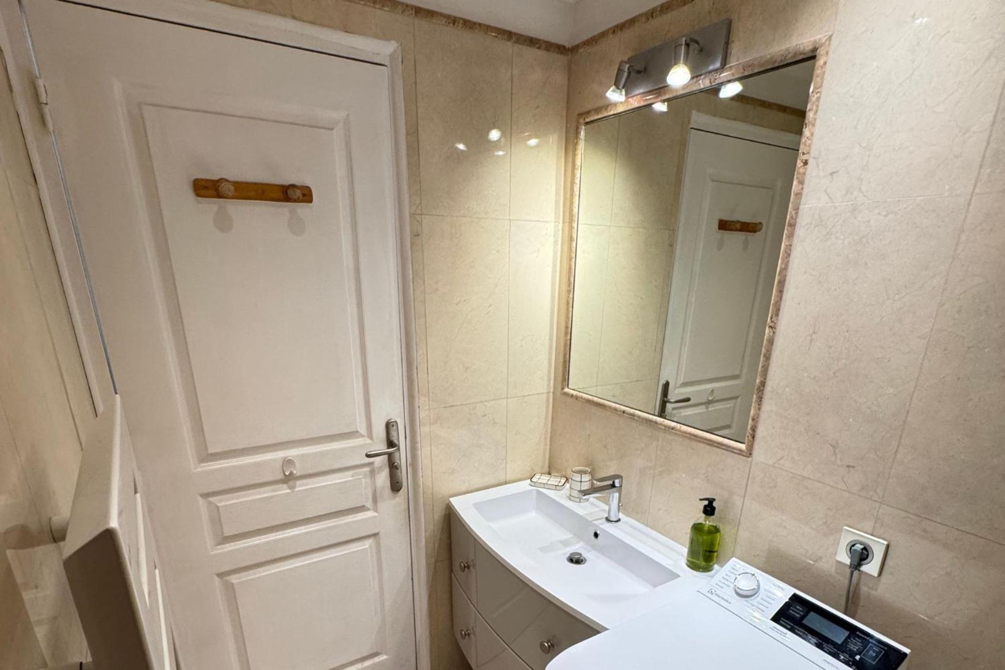 Appartement Cosy Cocoon Place Massena Nice